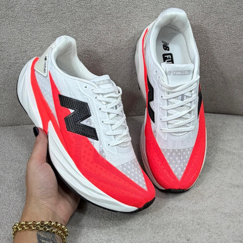 New Balance FuelCell Rebel V5 – Lançamento