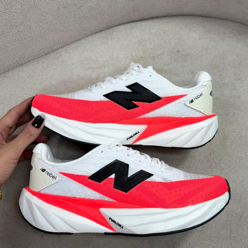 New Balance FuelCell Rebel V5 – Lançamento
