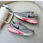 Nike Air Zoom – Cinza/Pink (Feminino)