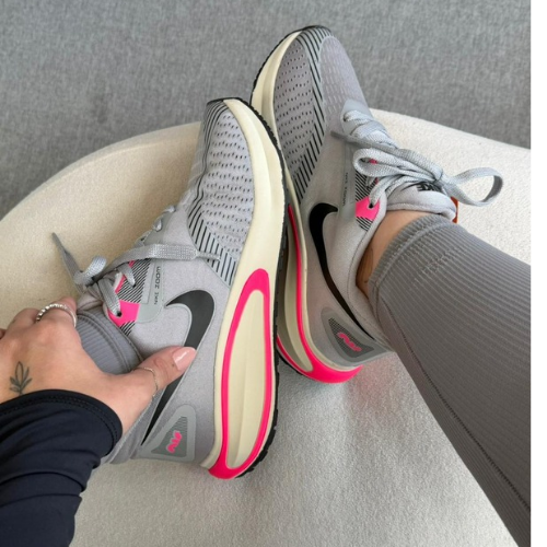 Nike Air Zoom – Cinza/Pink (Feminino)