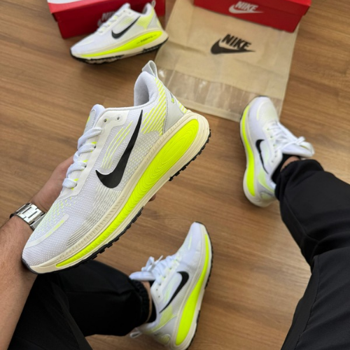 Nike ZoomX Vomero 18 – Masculino