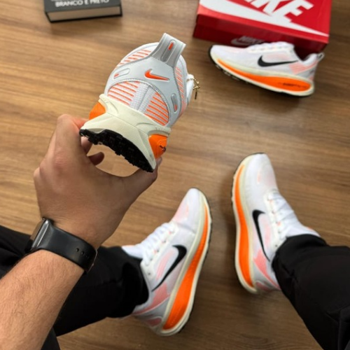 Nike ZoomX Vomero 18 – Masculino