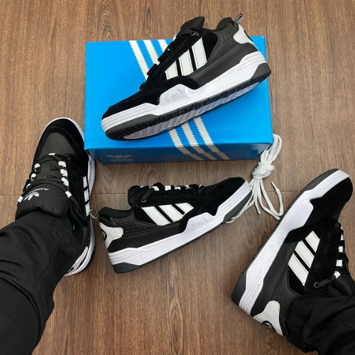 ADIDAS 2000 – ESTILO URBANO COM CONFORTO E ATITUDE