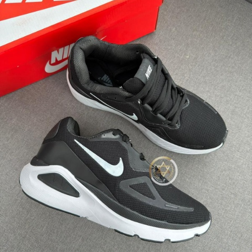 Nike Structure Masculino — Linha Premium