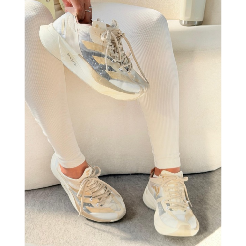 Adidas Adizero Adios Pro 3 - OFF DOURADO