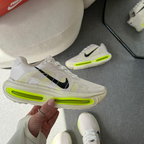 Tênis Nike Vomero 18 – Creme/Verde Linha Premium