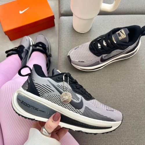 NIKE VOMERO 18 – GRAFITE/CINZA