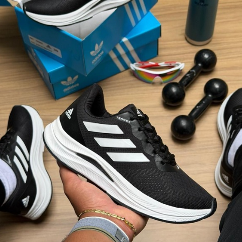 Tênis Adidas Terrex – Lançamento