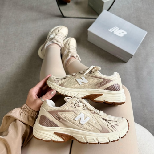 New Balance Abzorb Bege Caramelo