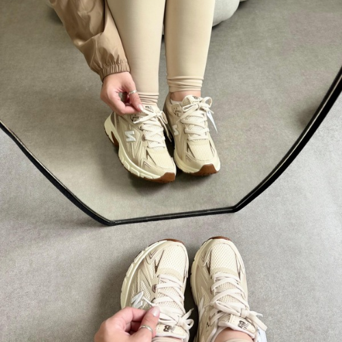New Balance Abzorb Bege Caramelo