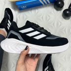 Tênis Adidas PureBoost – Preto e Branco