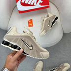 Tênis Nike R4 – Bege/Preto Linha Premium