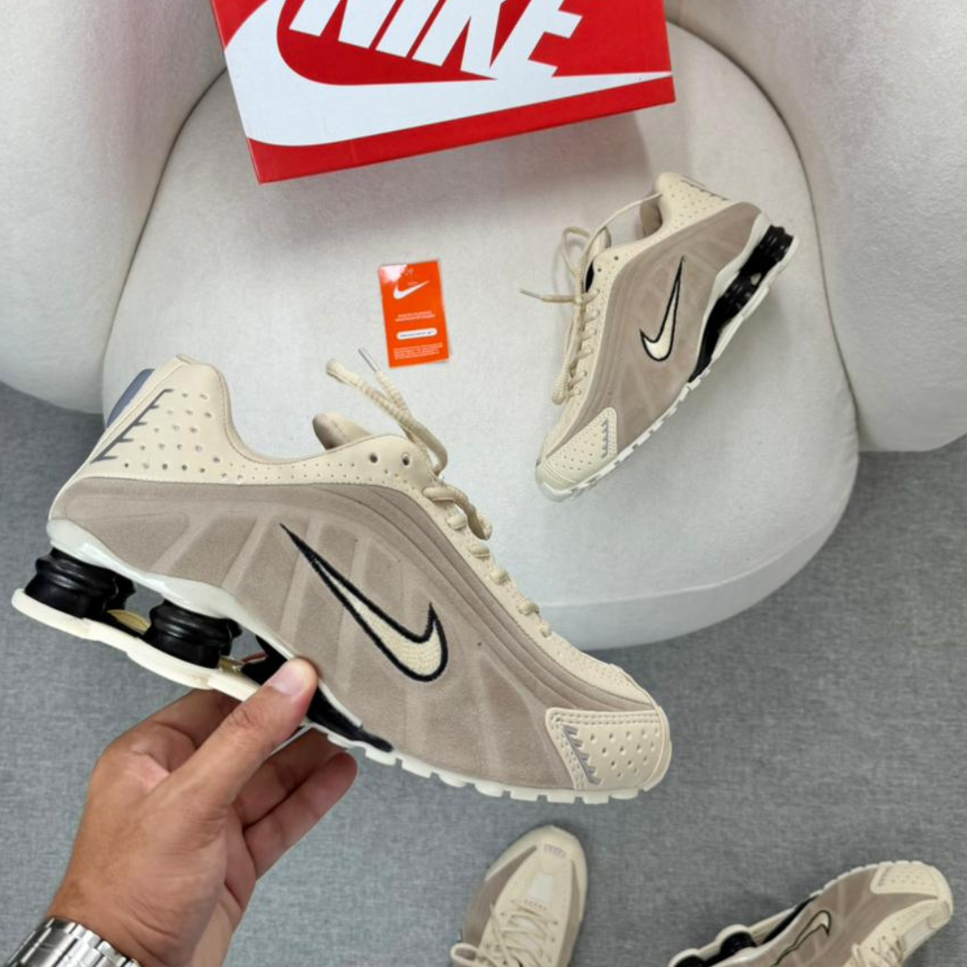 Tênis Nike R4 – Bege/Preto Linha Premium