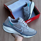 Tênis Unissex Nike Vomero 17