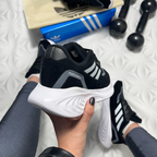 Tênis Adidas PureBoost – Preto e Branco