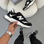 Tênis New Balance 9060 – Couro Ligitino Preto Branco