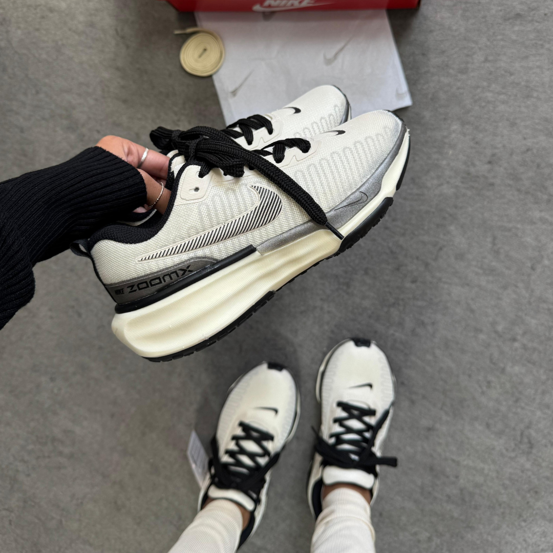 Tênis Nike Air Max Zoom X Invincible Run 3 – Off/Preto