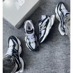 New Balance 9060 – Nova Cor Branco Azul Marinho