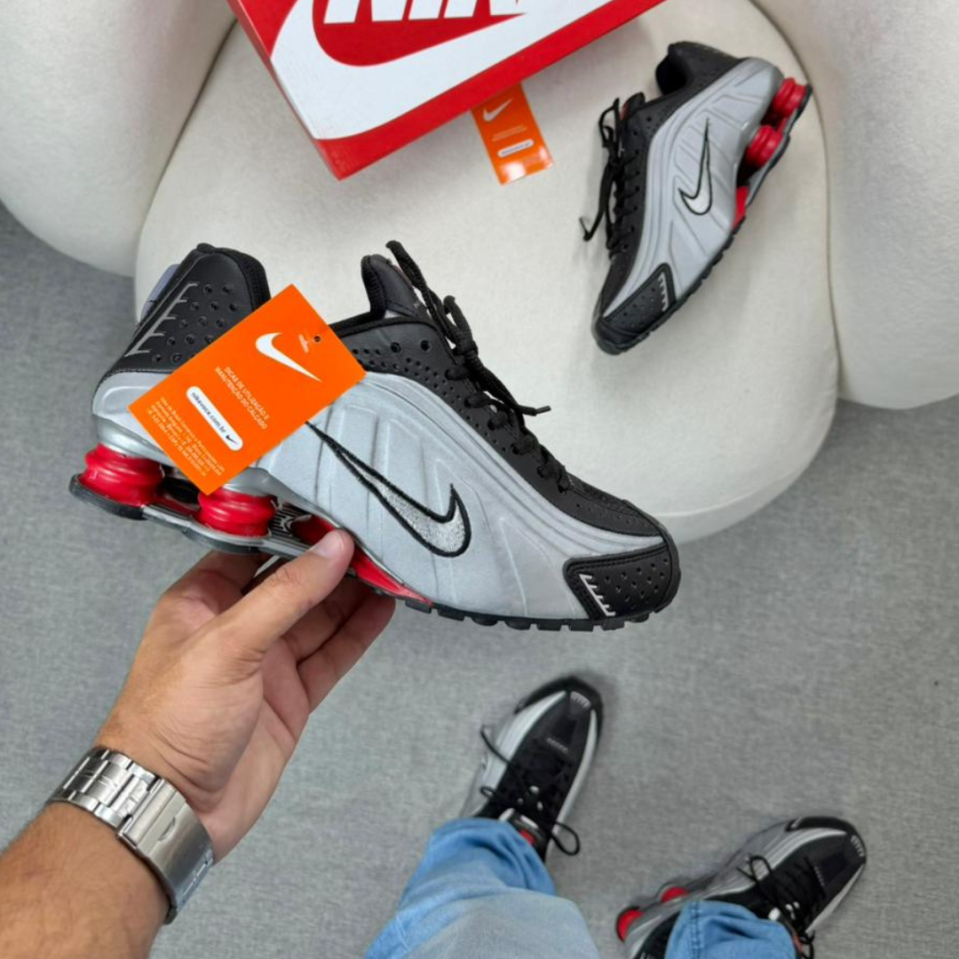 Tênis Nike R4 – Preto/Cinza-Vermelho Linha Premium