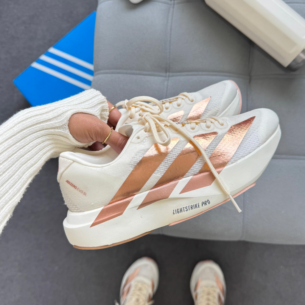 Tênis Adidas Adizero Evo SL Prime – OFF/Dourado