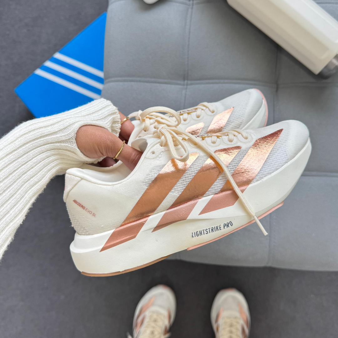 Tênis Adidas Adizero Evo SL Prime – OFF/Dourado