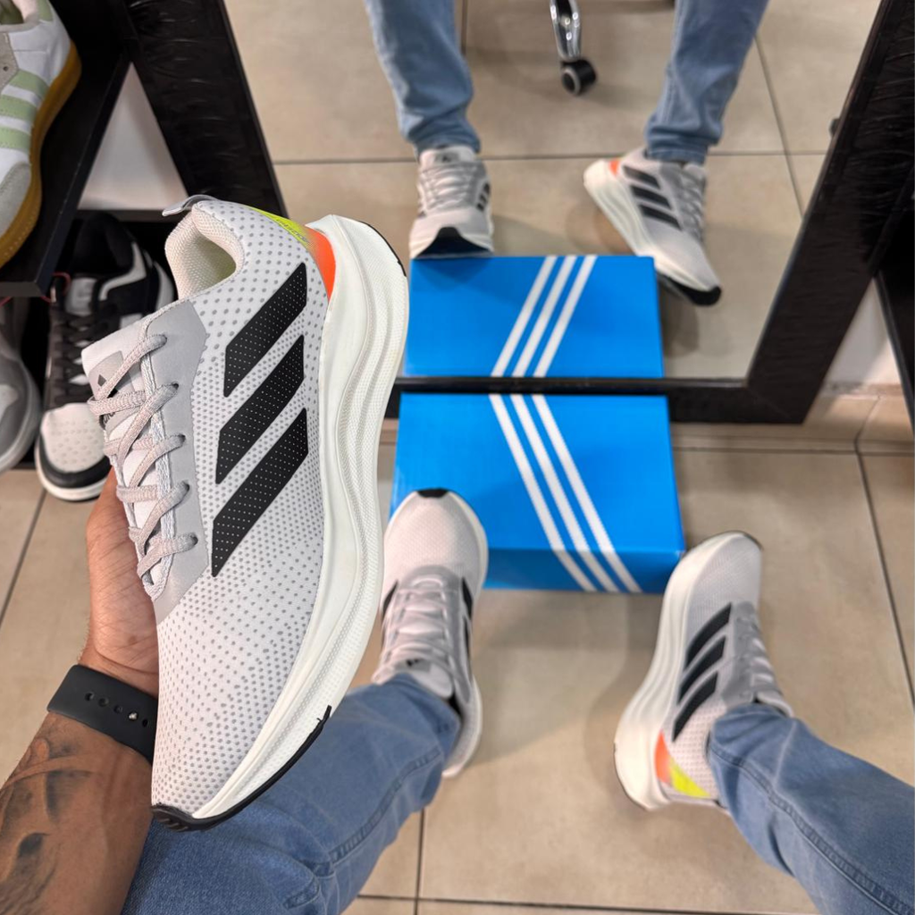 Tênis Adidas Adizero SL – Leveza, Desempenho e Conforto em Movimento