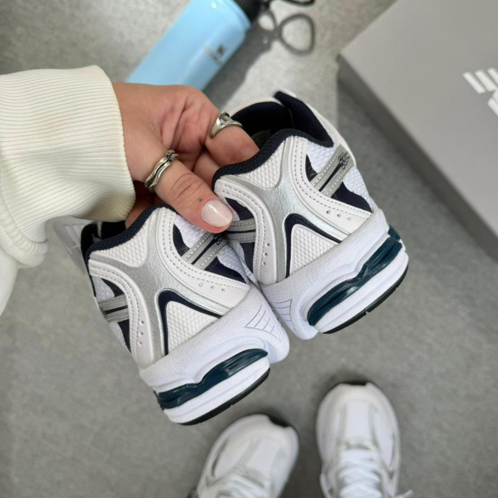 Tênis New Balance 530 – Branco Azul Marinho