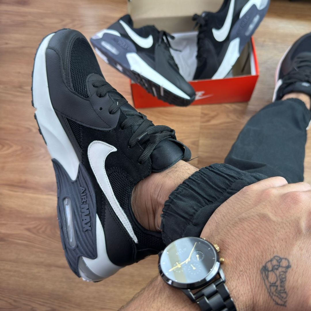 Tênis Nike Air Max Excee - Masculino Preto Branco