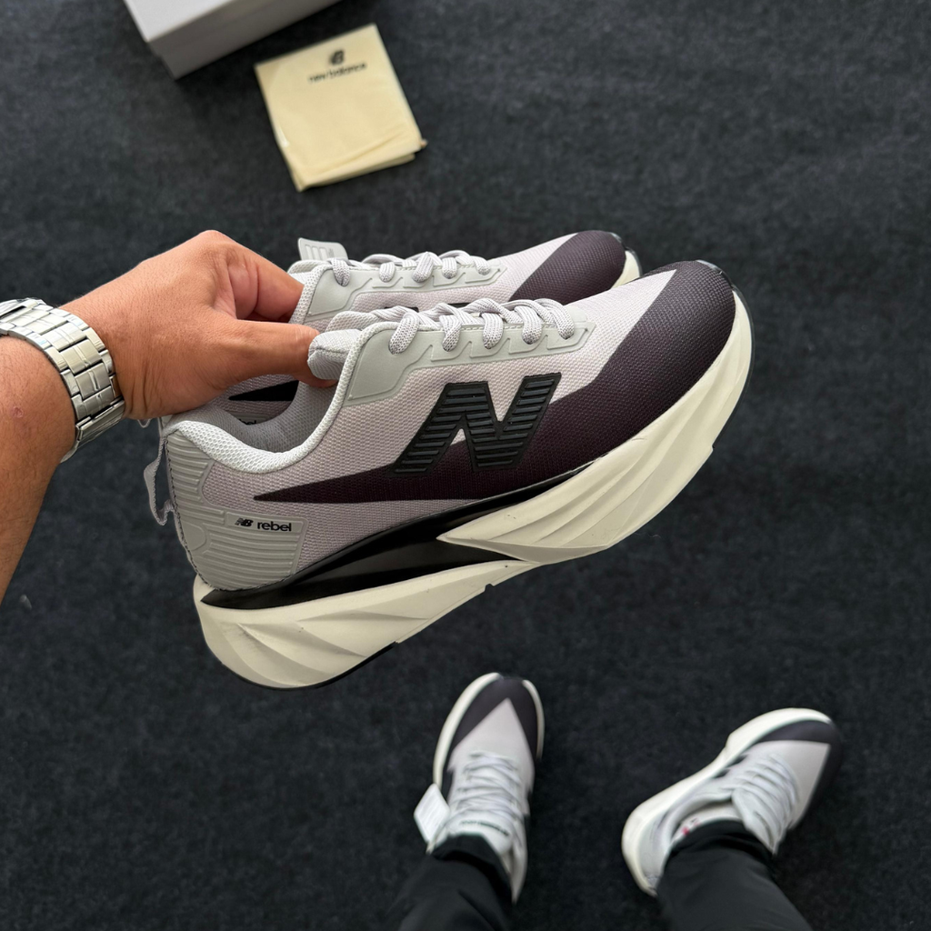 Tênis New Balance FuelCell Rebel – Cinza/Preto