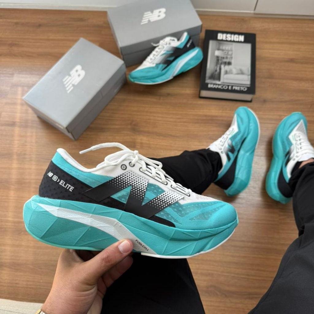 Tênis New Balance FuelCell SC Elite v4 Prime