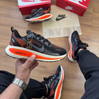 Tênis Nike ZoomX Vomero 18 – Conforto e Performance Premium