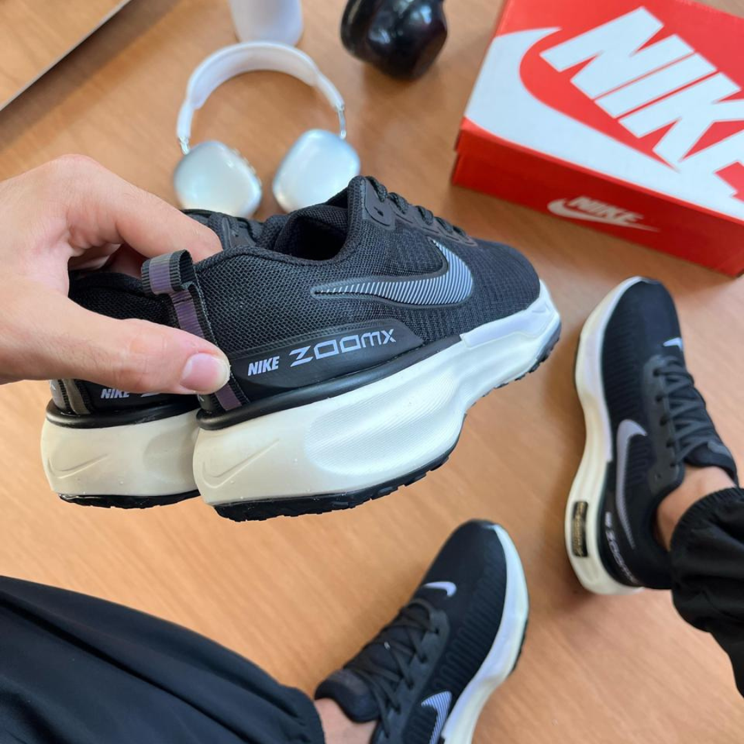 Tênis Nike Invincible Run 3 Unissex